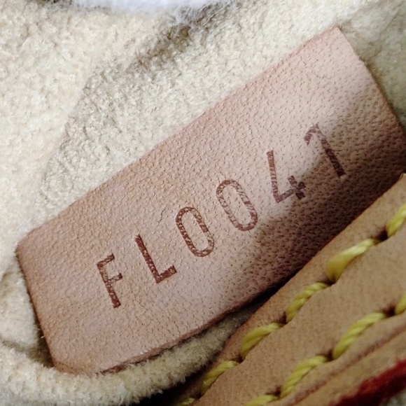 Louis Vuitton Looping MM Monogram - Picture 15 of 15